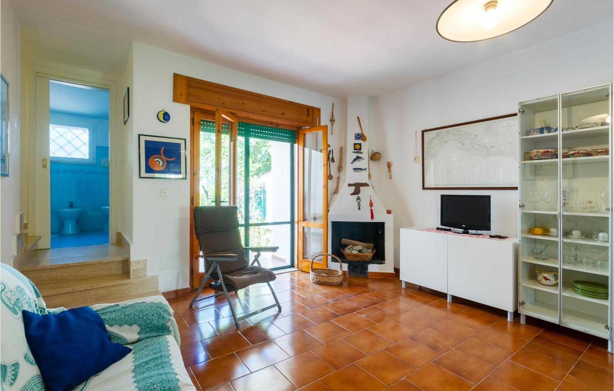 Awesome Home In Manduria With Kitchen Exterior photo