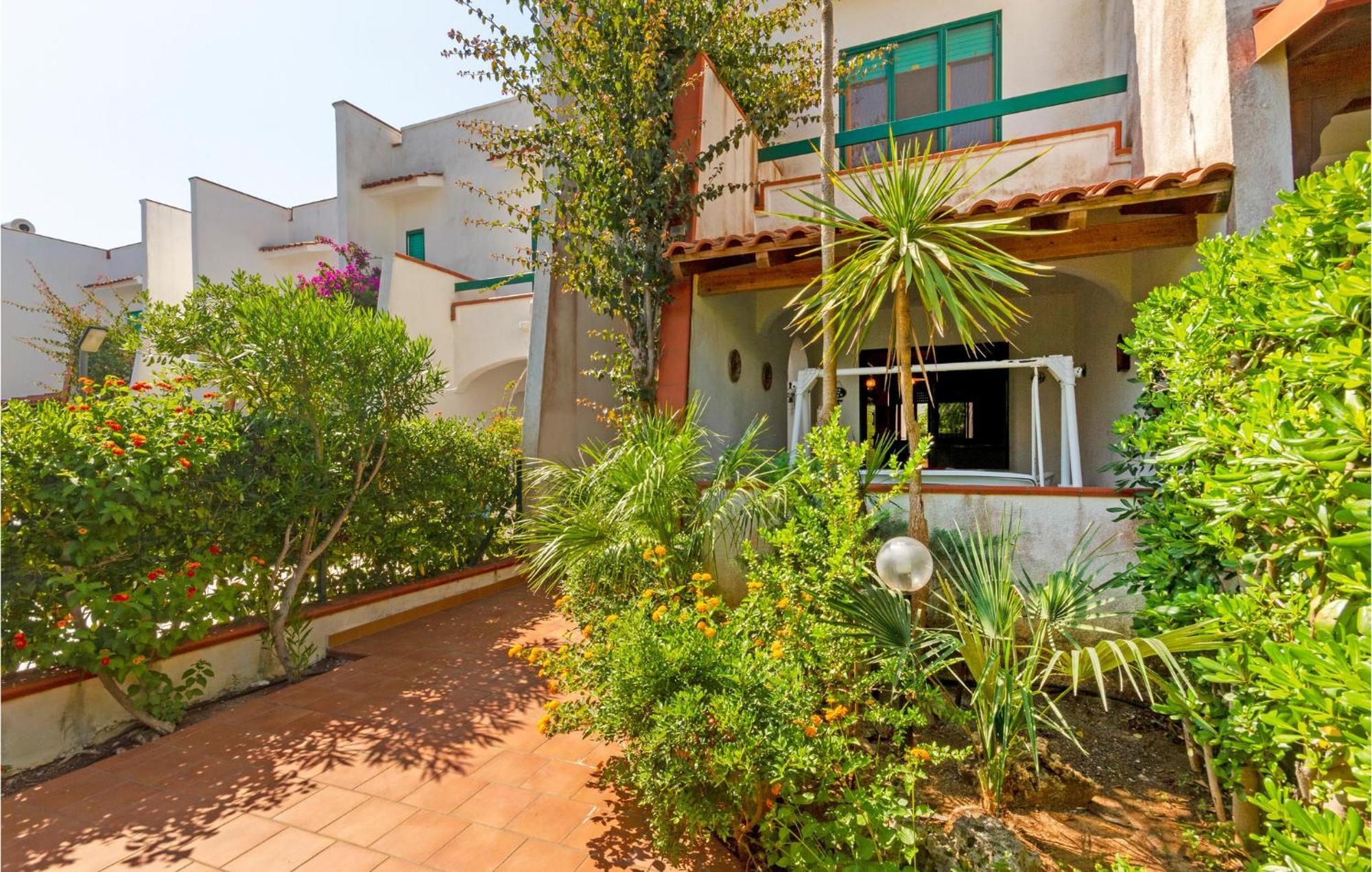 Awesome Home In Manduria With Kitchen Exterior photo